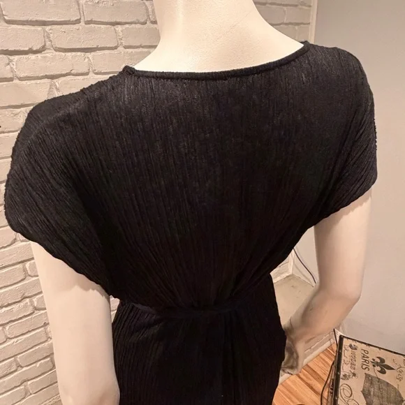 Lush Black Textured Midi Dress Small | Minimalist Luxe Belted V-Neck EU Chic - Picture 12 of 16